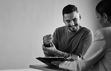 man with arm in cast